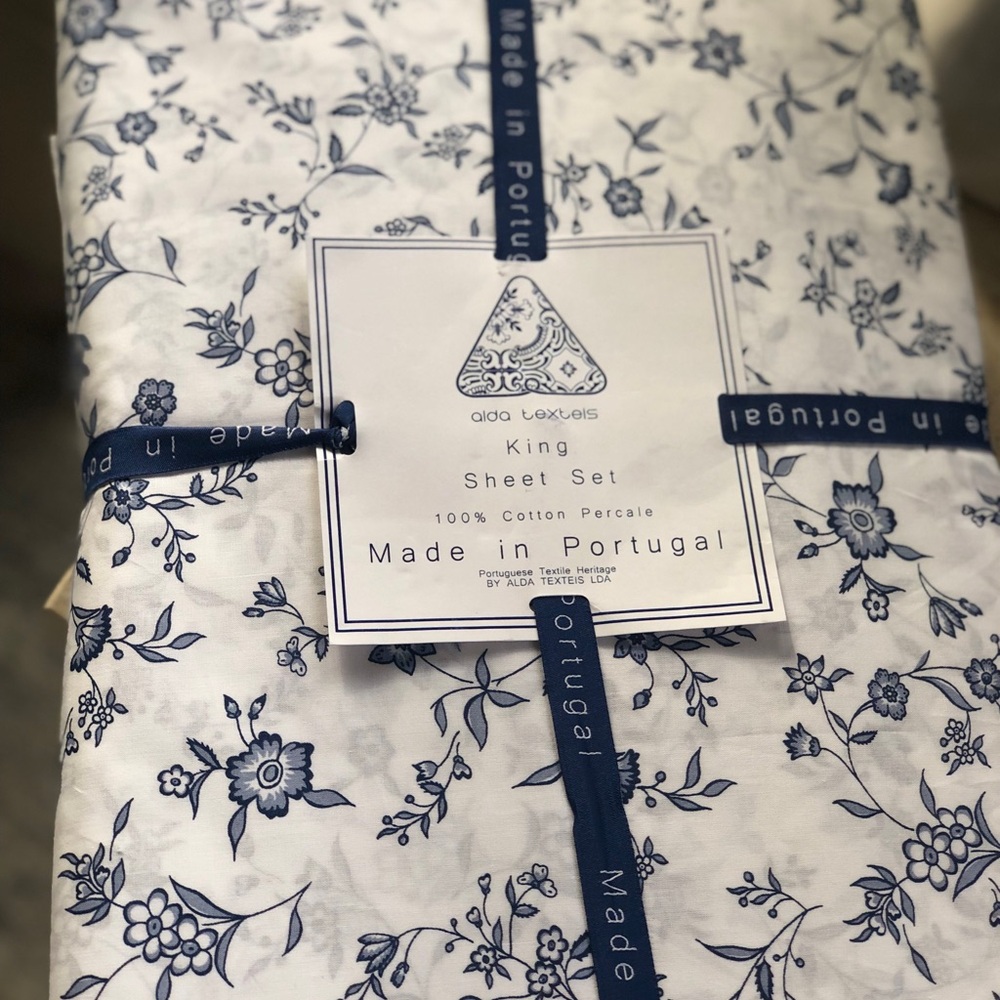 Made In Portugal ALDA Texteis King Size  blue floral  Sheet Set Percale Cotton